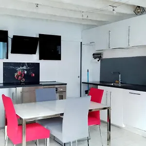  Hébergement de vacances Maison De Centre